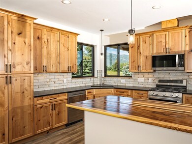 2055 Lazy j Cir, Red Lodge, MT 59068 - photo 5