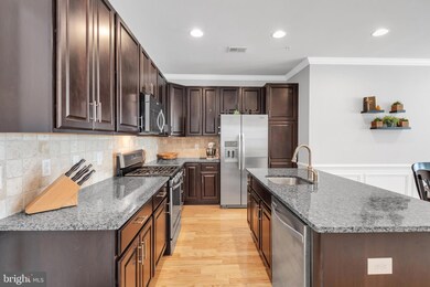 2988 Rittenhouse Cir unit 19, Fairfax, VA 22031 - photo 6