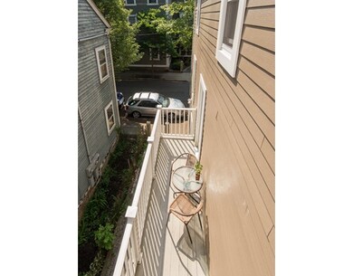 9 Andrew St unit 17, Salem, MA 01970 - photo 7