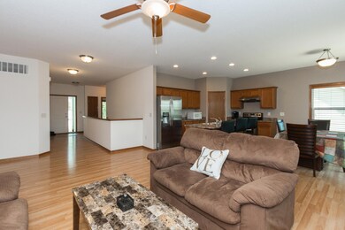 8.4026 Marigold-Ames- IA-Luciana-Sarment