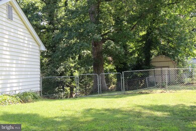 23002 Town Creek Dr, Lexington Park, MD 20653 - photo 5