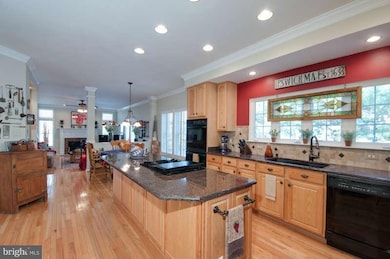 416 Lacey Ct SW, Leesburg, VA 20175 - photo 4