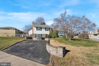 240 N Central Blvd, Broomall, PA 19008 - photo 3