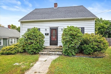 28 Ball St, Worcester, MA 01603 - photo 2