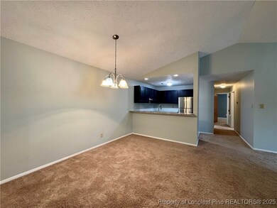 1899 Tryon Dr unit 8, Fayetteville, NC 28303 - photo 4