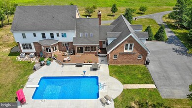 98 Earhart Ln, Berryville, VA 22611 - photo 2