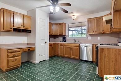 2006 Lancaster St, San Marcos, TX 78666 - photo 4