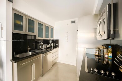 1701 Sunset Harbour Dr unit F408, Miami Beach, FL 33139 - photo 4