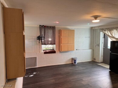 29526 Euclid Ave, Wickliffe, OH 44092 - photo 3