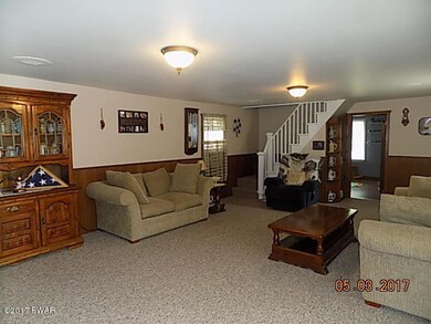 117 Sawkill Ave, Milford, PA 18337 - photo 5