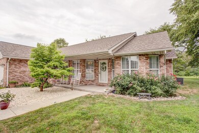 307 E Meadow Brook Dr, Freeburg, IL 62243 - photo 3