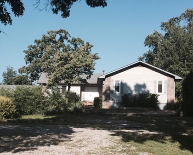 112 Elm St, Kimberling City, MO 65686 - photo 2