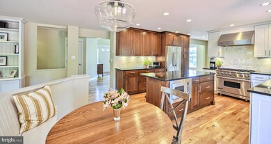 5318 Henden Wood Ln, Frederick, MD 21703 - photo 2