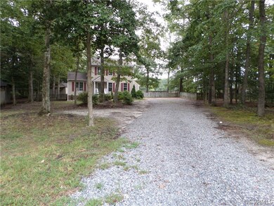 Extra long driveway, great for parking additional