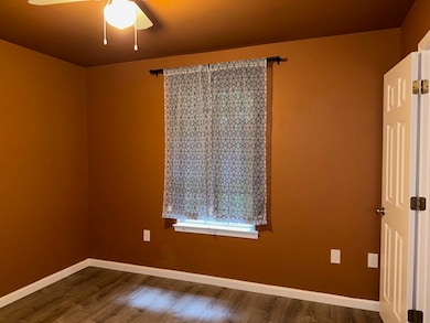 Bedroom_137 Lonnie Jack