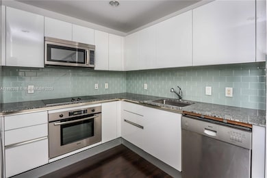 Avenue Brickell Tower 2 unit 414, Miami, FL 33131 - photo 7