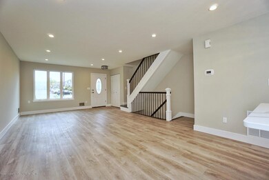 25 Cypress Loop unit 196, Staten Island, NY 10309 - photo 3