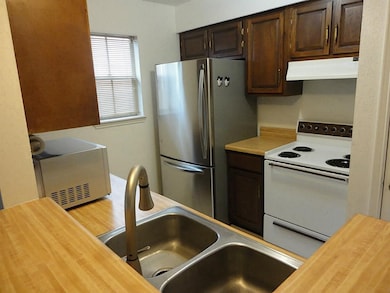 833 Wax Myrtle Ln unit A, Houston, TX 77079 - photo 7