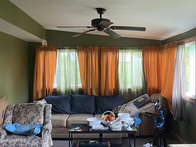 70 Maple St, North Adams, MA 01247 - photo 6