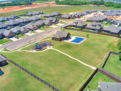 2720 Wyatt Way, Yukon, OK 73099 - photo 4