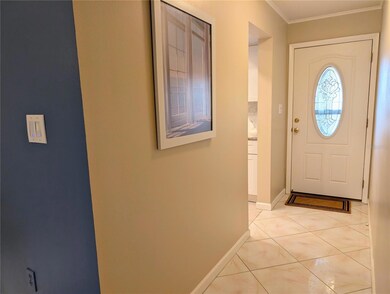 3756 Lake Bayshore Dr unit 509, Bradenton, FL 34205 - photo 2