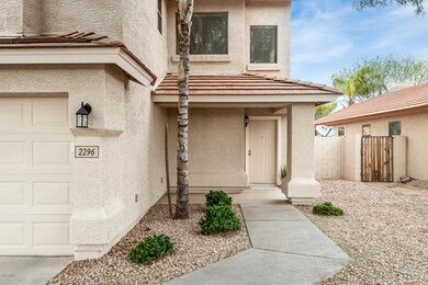2296 E Pinto Dr, Gilbert, AZ 85296 - photo 3