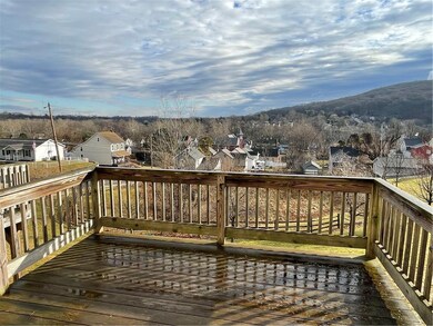 106 Walnut St, Freemansburg, PA 18017 - photo 3