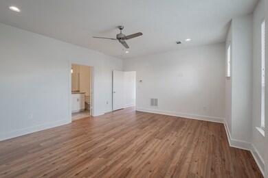6051 Ross Ave unit 130, Dallas, TX 75206 - photo 7