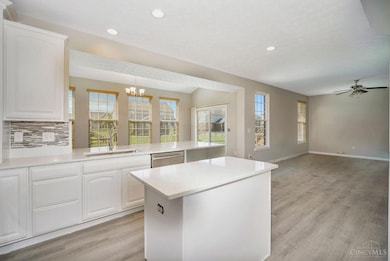 8105 Vegas Cir, West Chester, OH 45069 - photo 4