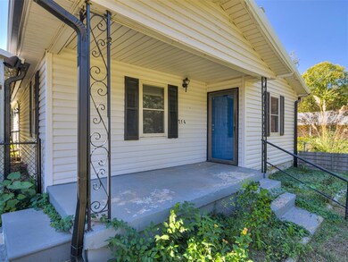 214 E McGee St, Eufaula, OK 74432 - photo 5