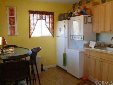 922 Center Ave, Joshua Tree, CA 92252 - photo 5