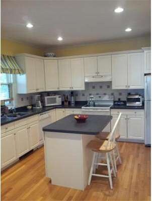 166 Beaver St, Hyde Park, MA 02136 - photo 4