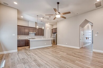 508 W Donovan St unit E, Houston, TX 77091 - photo 6