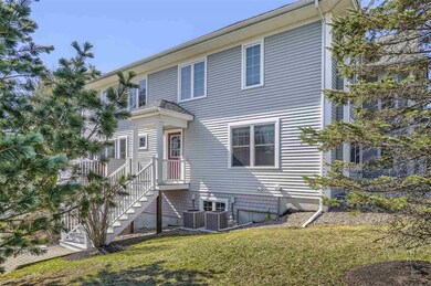 5D Stonewall Way unit 5 D, Exeter, NH 03833 - photo 2