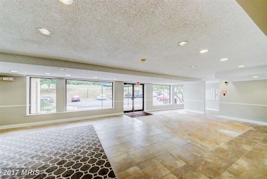 Lafayette Park unit 407, Falls Church, VA 22041 - photo 4