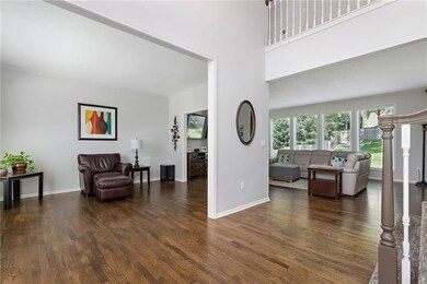 Very Open, Center Hall Floor Plan