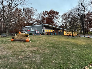 1727 N Jefferson St, Mexico, MO 65265 - photo 2