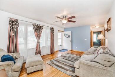 1518 Hawthorne Dr, Cedar Falls, IA 50613 - photo 4