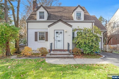 1106 Bromley Ave, Teaneck, NJ 07666 - photo 2