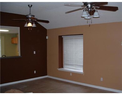 2724 Bayou Bleu Dr, Marrero, LA 70072 - photo 4