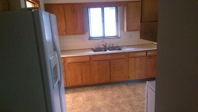 4064 Mayflower Blvd, Columbus, OH 43213 - photo 7