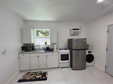 2861 NE 5th Ct, Boynton Beach, FL 33435 - photo 5