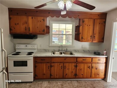 25006 Pinecroft Rd, North Dinwiddie, VA 23803 - photo 6