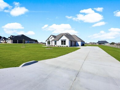 1061 Uplift Dr, Weatherford, TX 76087 - photo 3