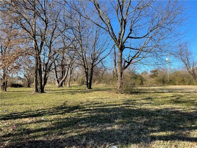 Lot 5 W Hendrix St, Rogers, AR 72756 - photo 3