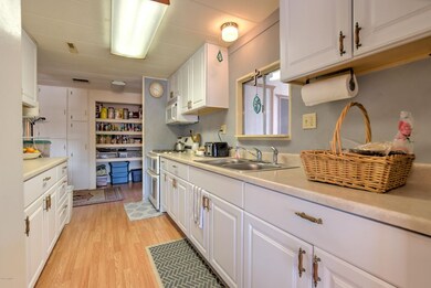 18618 N 25th Pl-10