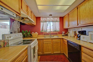 523 N Lesueur, Mesa, AZ 85203 - photo 2