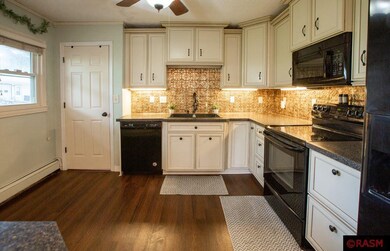 1211 N Spring St, New Ulm, MN 56073 - photo 7