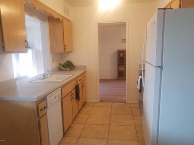 13850 N Newcastle Dr, Sun City, AZ 85351 - photo 7