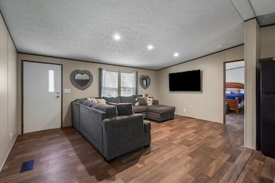 8054 Goodwin Dr, Tallahassee, FL 32311 - photo 5